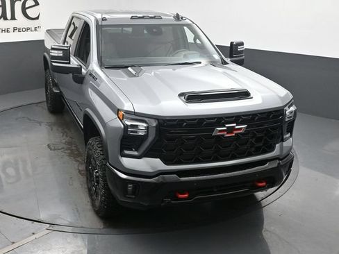 New 2026 Chevrolet Silverado 2500 ZR2 w/ LPO, Dark Essentials Package AWD/4WD image 25