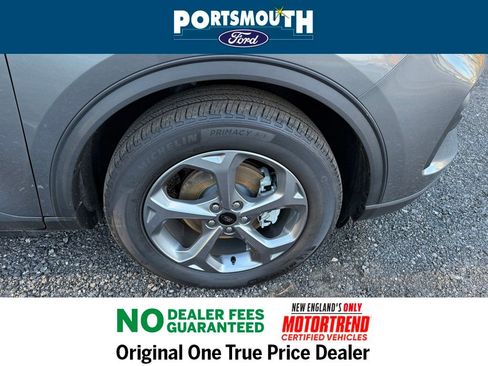 Used 2025 Ford Escape ST-Line w/ Tech Pack #1 image 32