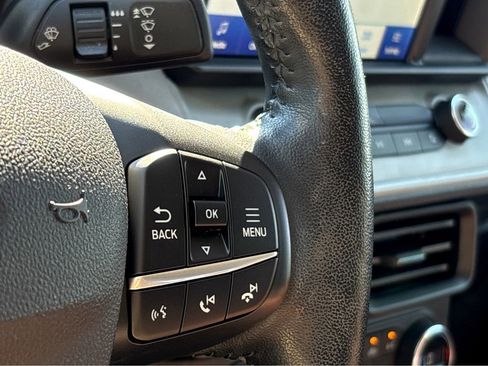 Used 2022 Ford Maverick Lariat w/ Lariat Luxury Package FWD image 28