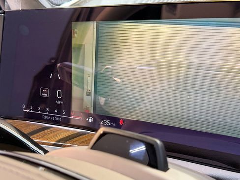 New 2026 Cadillac Escalade Platinum Sport AWD/4WD image 31
