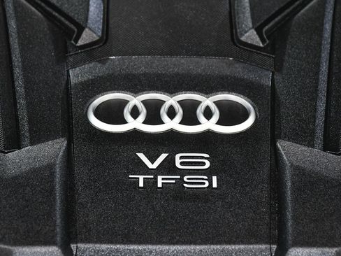 Used 2023 Audi A8 L 3.0T w/ Comfort Plus Package AWD/4WD image 71