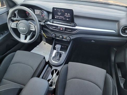Used 2022 Kia Forte LXS image 37