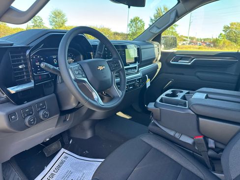 New 2026 Chevrolet Silverado 1500 LT image 14