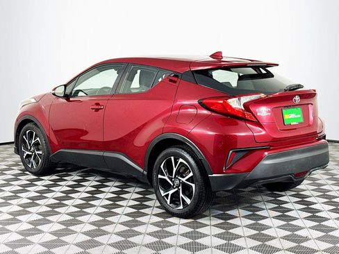 Used 2018 Toyota C-HR XLE image 6