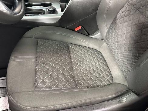 Used 2022 Chevrolet Blazer LT FWD image 13