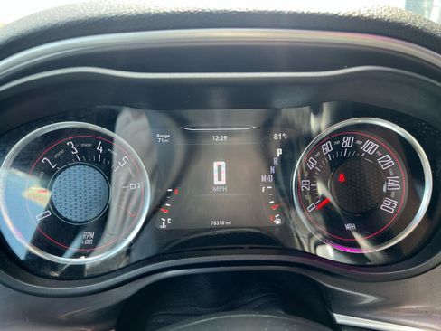 Used 2022 Dodge Challenger GT RWD image 16