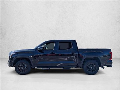 Used 2025 Toyota Tundra Limited image 8