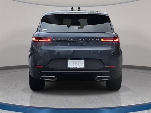 New 2026 Land Rover Range Rover Sport SE image 6