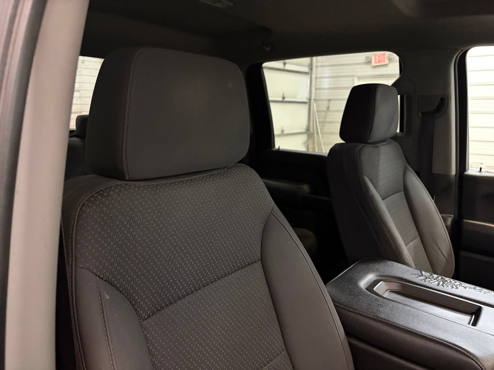 Used 2020 Chevrolet Silverado 2500 Custom w/ Custom Value Package AWD/4WD image 26