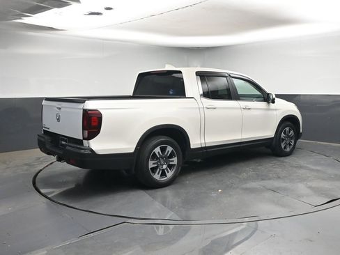 Used 2017 Honda Ridgeline RTL-T image 5