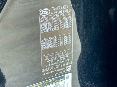 Used 2025 Land Rover Defender 110 S image 14