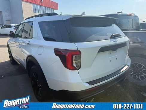 Certified 2024 Ford Explorer ST w/ Equipment Group 401A AWD/4WD image 7