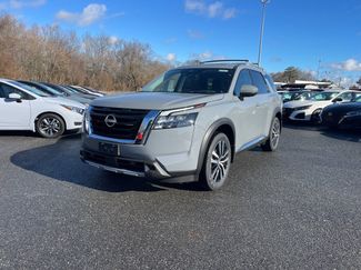New 2025 Nissan Pathfinder Platinum w/ Cargo Package video 2