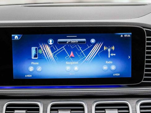 Used 2025 Mercedes-Benz GLE 450e GLE 450e image 14