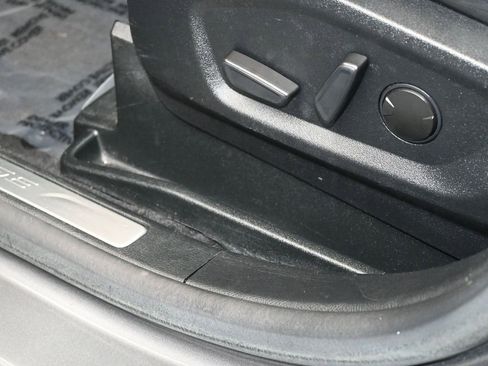 Used 2022 Ford Edge Titanium image 12