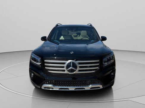 Used 2026 Mercedes-Benz GLB 250 4MATIC image 8
