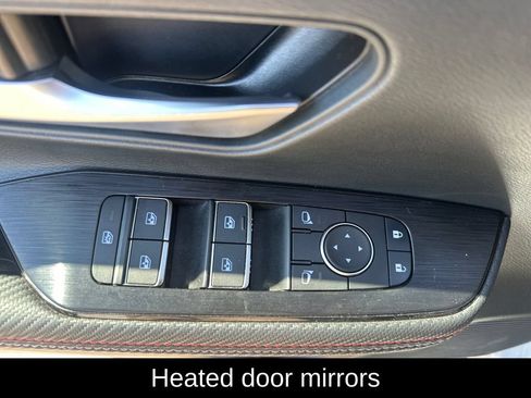 Used 2025 Nissan Kicks SR AWD/4WD image 10