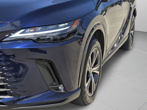Used 2025 Lexus RX 350 Premium w/ Accessory Package (Z1) FWD image 28