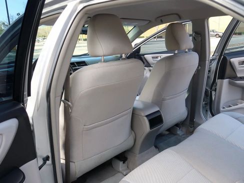 Used 2016 Toyota Camry LE FWD image 16
