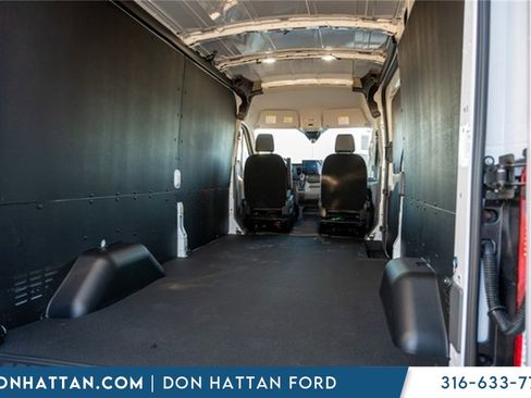 New 2026 Ford Transit 250 148 Medium Roof w/ Load Area Protection Package image 17