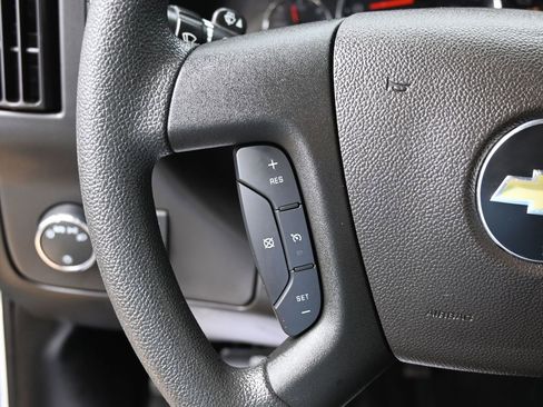 Used 2024 Chevrolet Express 3500 Extended w/ Driver Convenience Package image 21