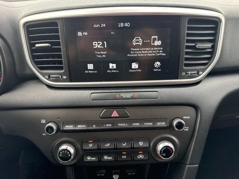 Certified 2022 Kia Sportage LX FWD image 10
