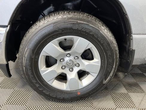 Used 2021 RAM 1500 Big Horn image 11