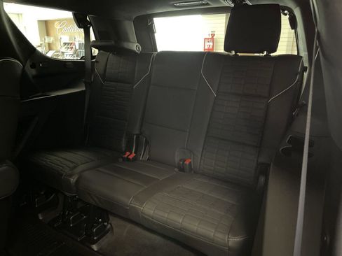 Certified 2026 Cadillac Escalade Platinum Sport w/ LPO, ONYX Package AWD/4WD image 23
