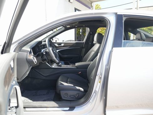 Used 2022 Audi A6 Premium Plus w/ Premium Plus Package image 20