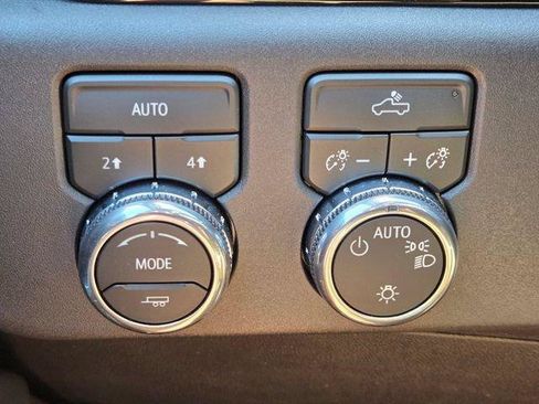 Certified 2026 GMC Sierra 1500 SLE w/ Preferred Package AWD/4WD image 29