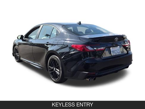 Used 2025 Toyota Camry SE FWD image 7