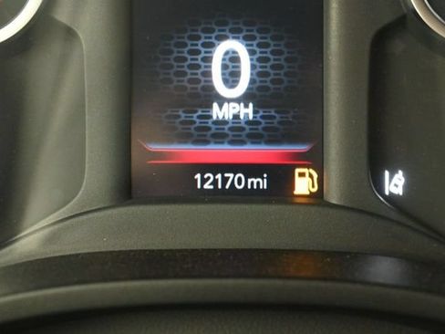 Used 2025 RAM 1500 Tradesman AWD/4WD image 19