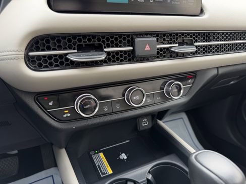 Used 2023 Honda HR-V EX-L image 25