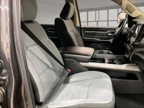Used 2019 RAM 1500 Big Horn AWD/4WD image 8