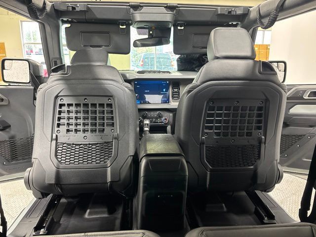 Used 2024 Ford Bronco Big Bend w/ Sasquatch Package AWD/4WD image 17