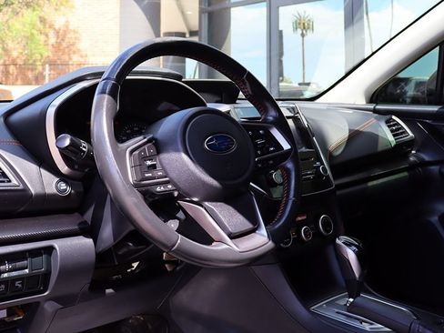 Used 2020 Subaru Crosstrek 2.0i Premium w/ Moonroof Package 2 AWD/4WD image 39