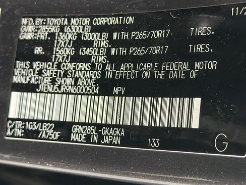 Used 2022 Toyota 4Runner SR5 Premium w/ Moonroof Package AWD/4WD image 12