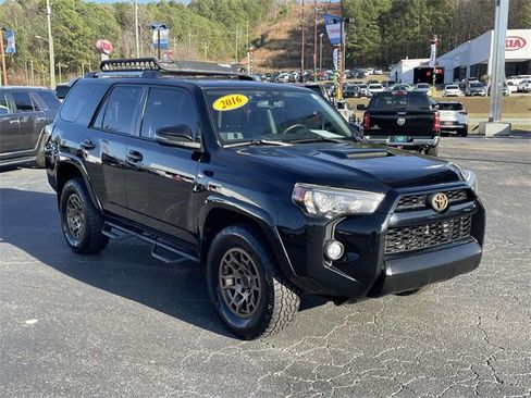 Used 2016 Toyota 4Runner Trail Premium image 6