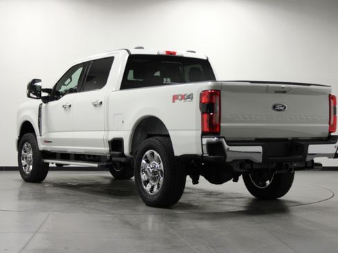 New 2026 Ford F250 Lariat w/ Chrome Package AWD/4WD image 6