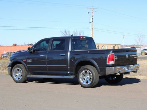 Used 2018 RAM 1500 Laramie w/ Convenience Group image 4