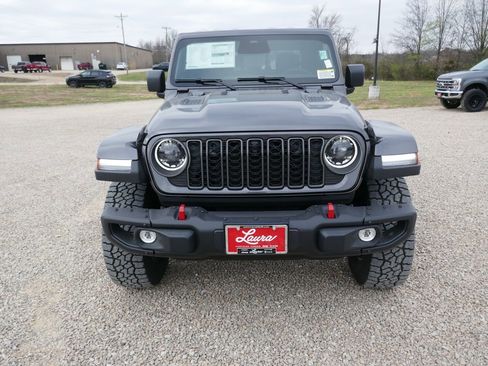 New 2026 Jeep Gladiator Rubicon AWD/4WD image 10