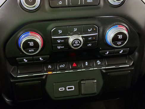 Used 2021 GMC Sierra 1500 Elevation w/ X31 Off-Road Package image 17