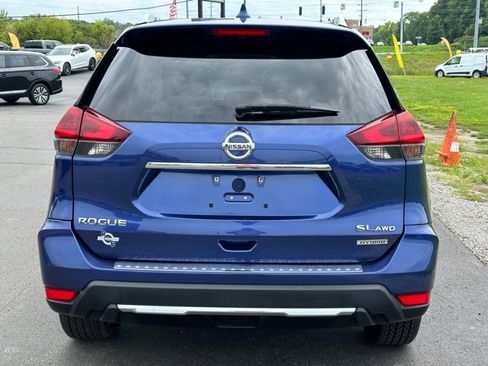 Used 2018 Nissan Rogue SL w/ Premium Package AWD/4WD image 7