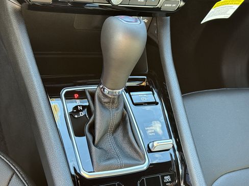 New 2026 Jeep Compass Limited image 35