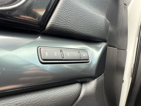 Used 2019 Nissan Maxima SR w/ Premium Package FWD image 27
