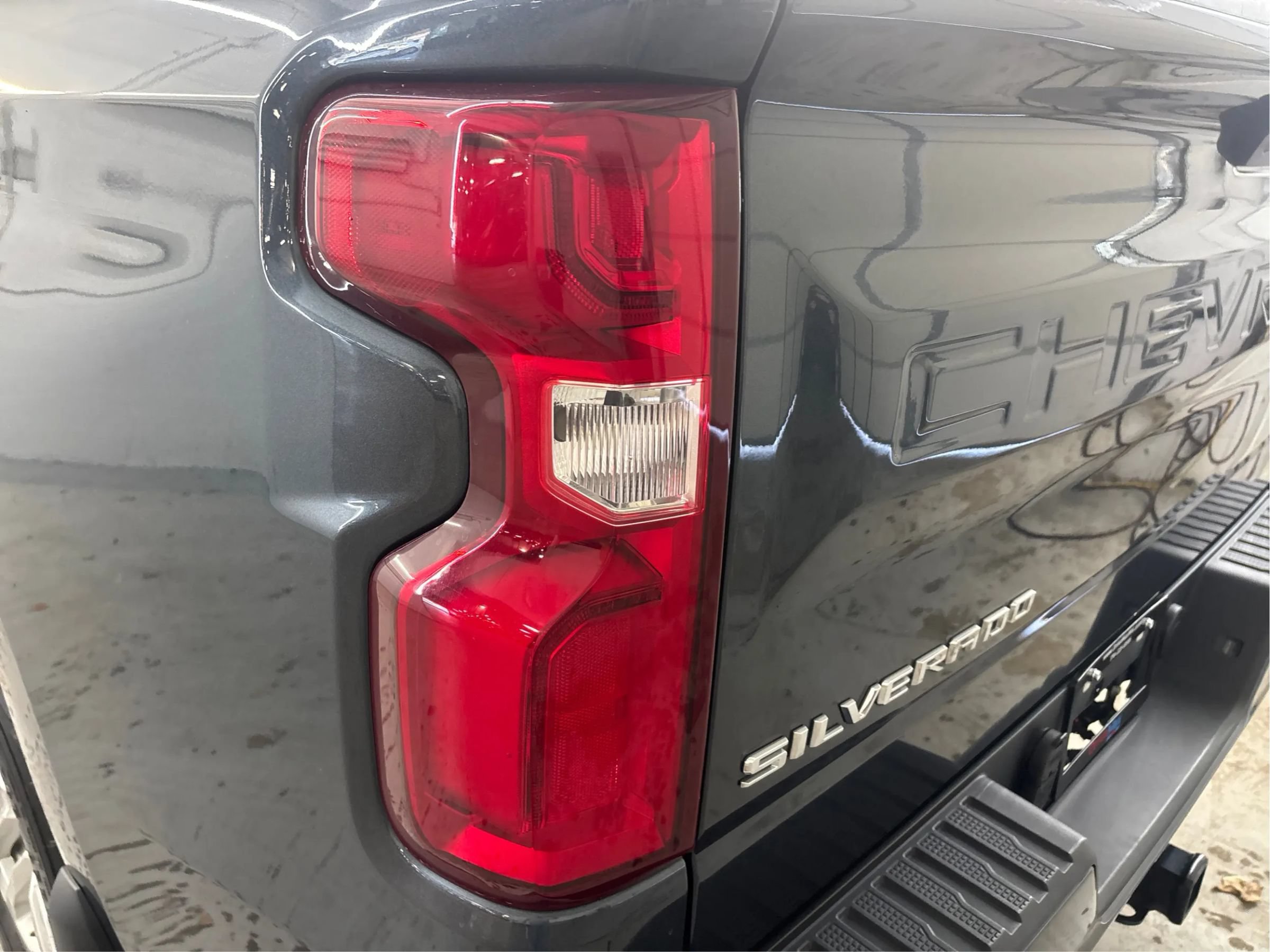 Used 2021 Chevrolet Silverado 1500 RST AWD/4WD image 31