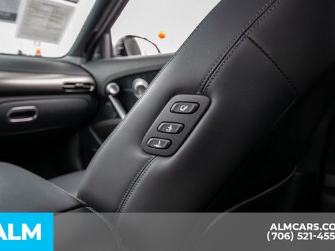 Used 2024 Genesis GV60 Performance image 17