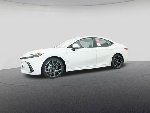 New 2026 Toyota Camry XSE image 18