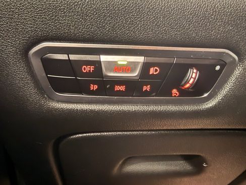 Used 2022 BMW X5 xDrive40i w/ Climate Comfort Package image 29