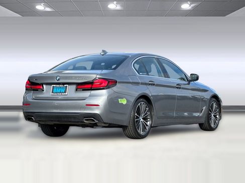 Certified 2023 BMW 530e xDrive image 8